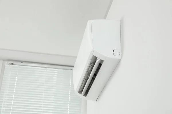 Why a Window Air Conditioner Is a Great Choice for Small Spaces