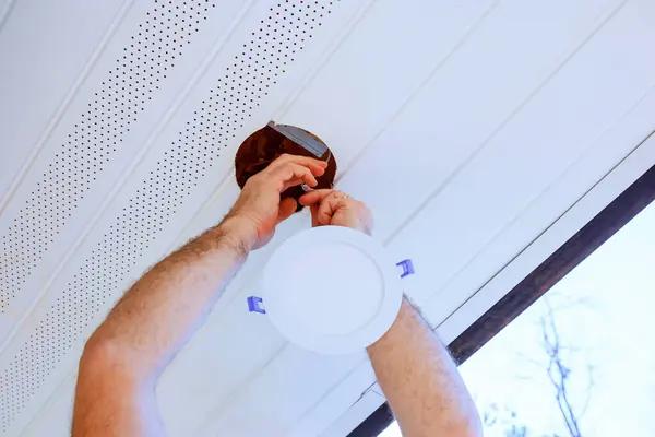 Licensed Electrician Lansdowne with Trusted Local Experience