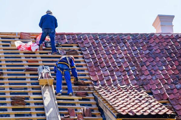 How Roof Replacement Can Enhance Your Home Appearance